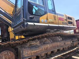 Buy XCMG XE245DK Used Excavator / 4 Buy XCMG XE245DK Used Excavator / 4