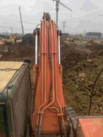 Buy Hitachi EX200-6 Used Excavator / 9 Buy Hitachi EX200-6 Used Excavator / 9