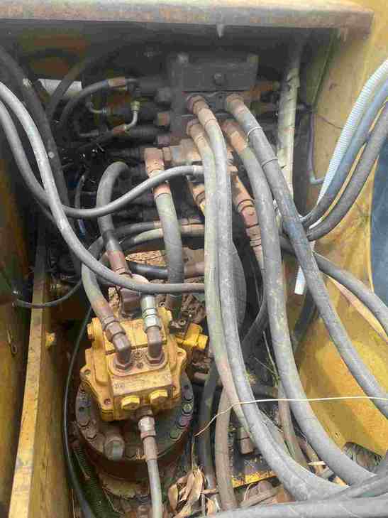 Buy Komatsu C120-8 Used Excavator / 1