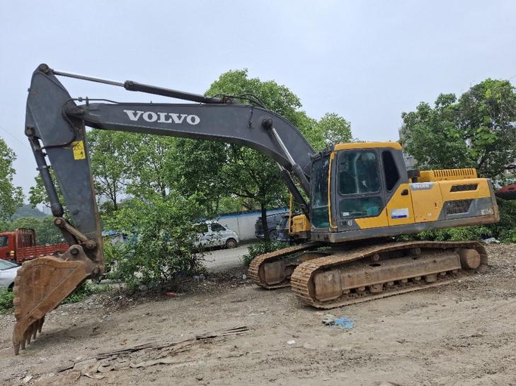 Buy Volvo EC250D Used Excavator / 1