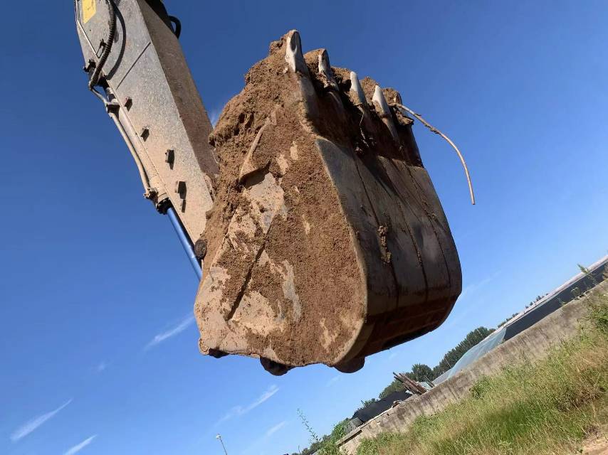 Buy Volvo EC140D Used Excavator / 7