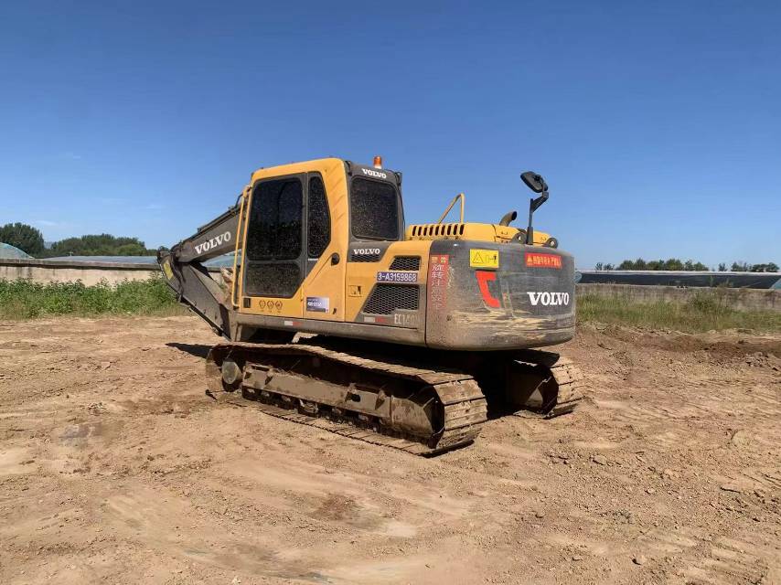 Buy Volvo EC140D Used Excavator / 2