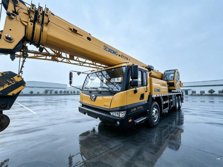 Buy XCMG QY25K-II Used Crane / 1