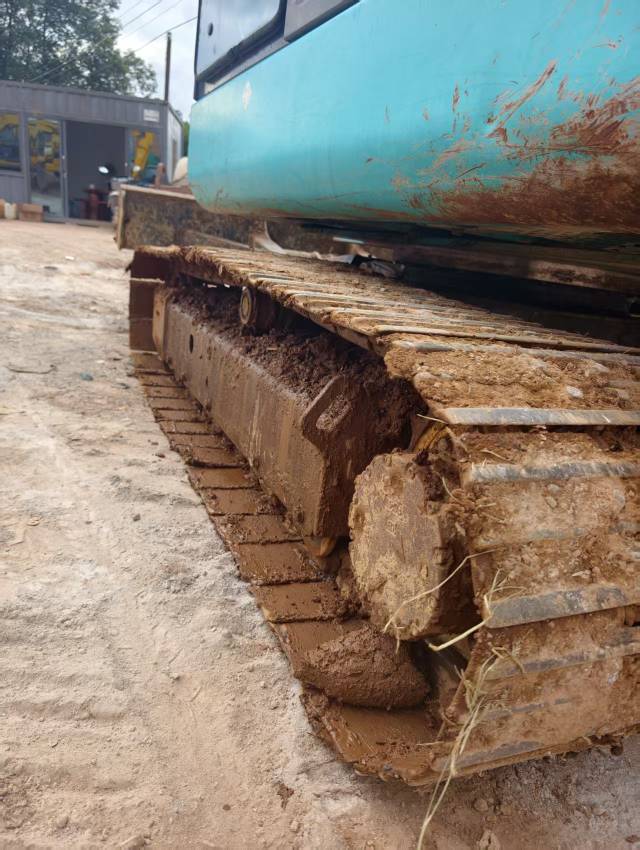 Buy Kobelco SK60 Used Excavator / 2