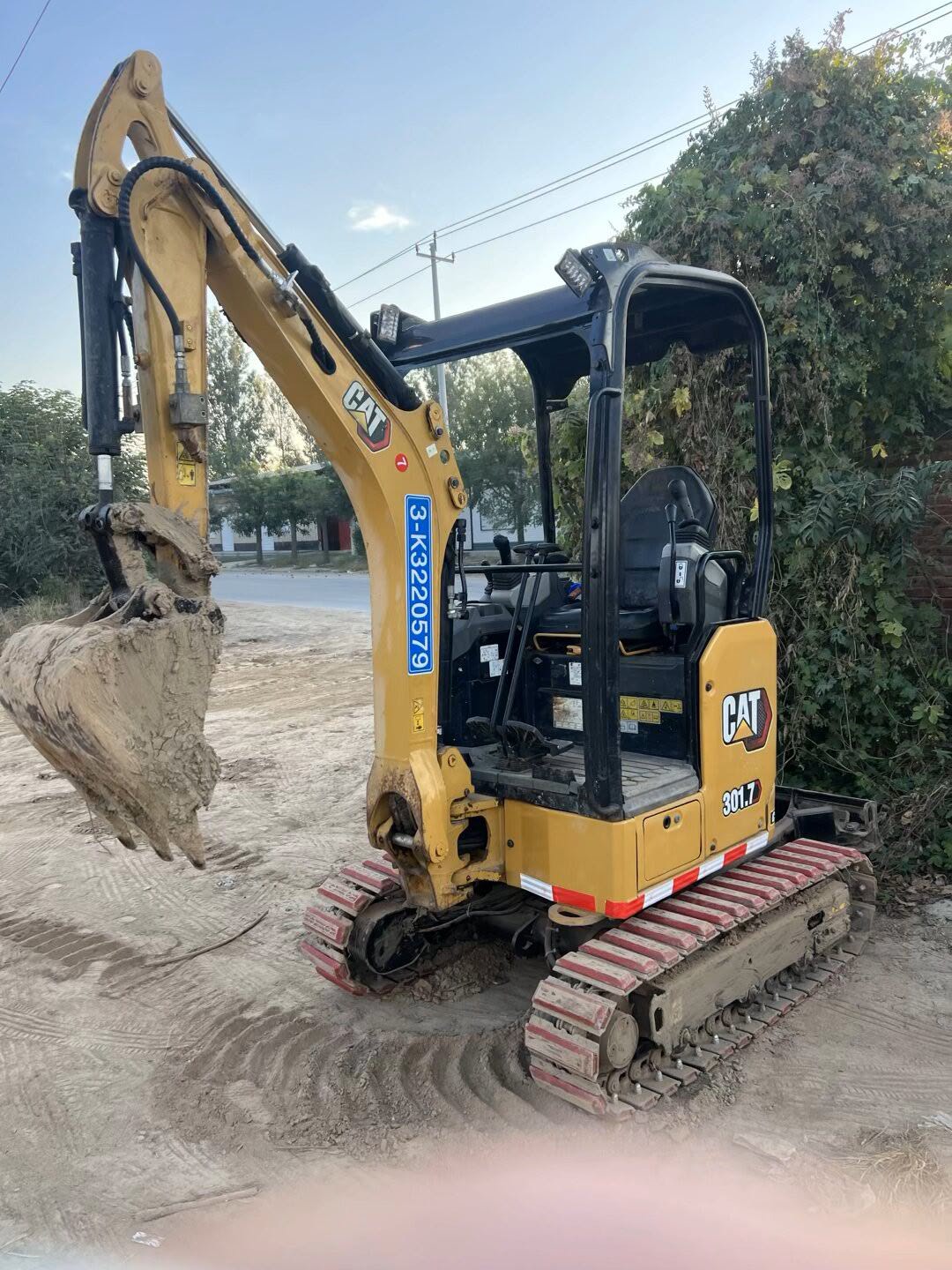 Buy Caterpillar Used Excavator / 9
