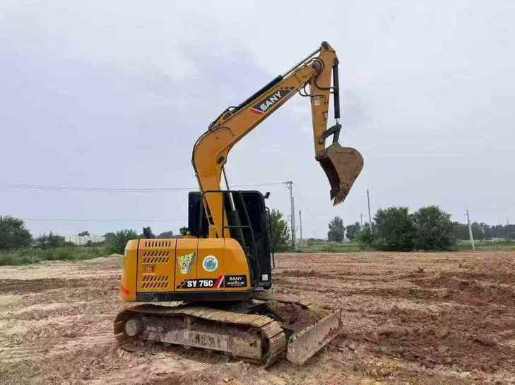 Buy Sany SY75C Used Excavator / 1