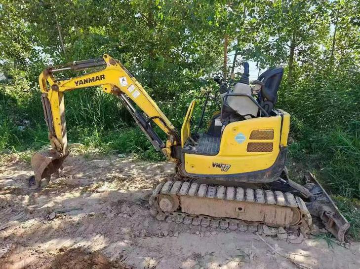 Buy Yanmar Vio17 Used Excavator / 1