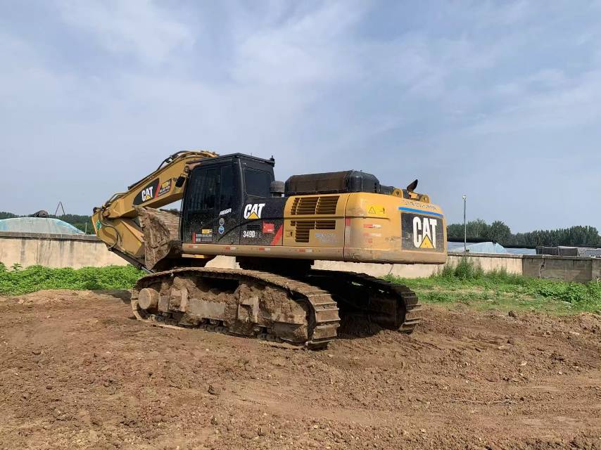 Buy Caterpillar 340D Used Excavator / 2