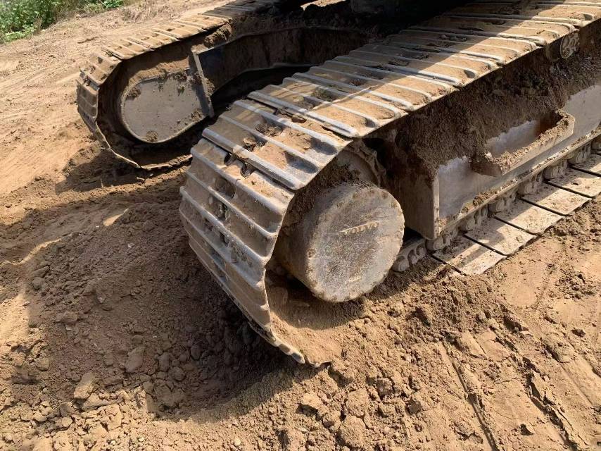 Buy Volvo 70 Used Excavator / 8