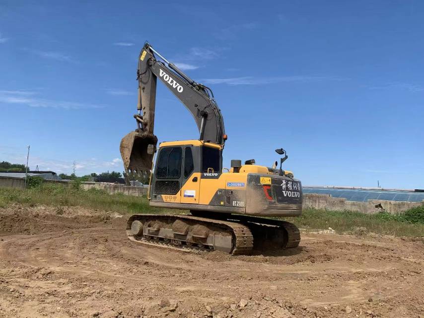 Buy Volvo 70 Used Excavator / 2