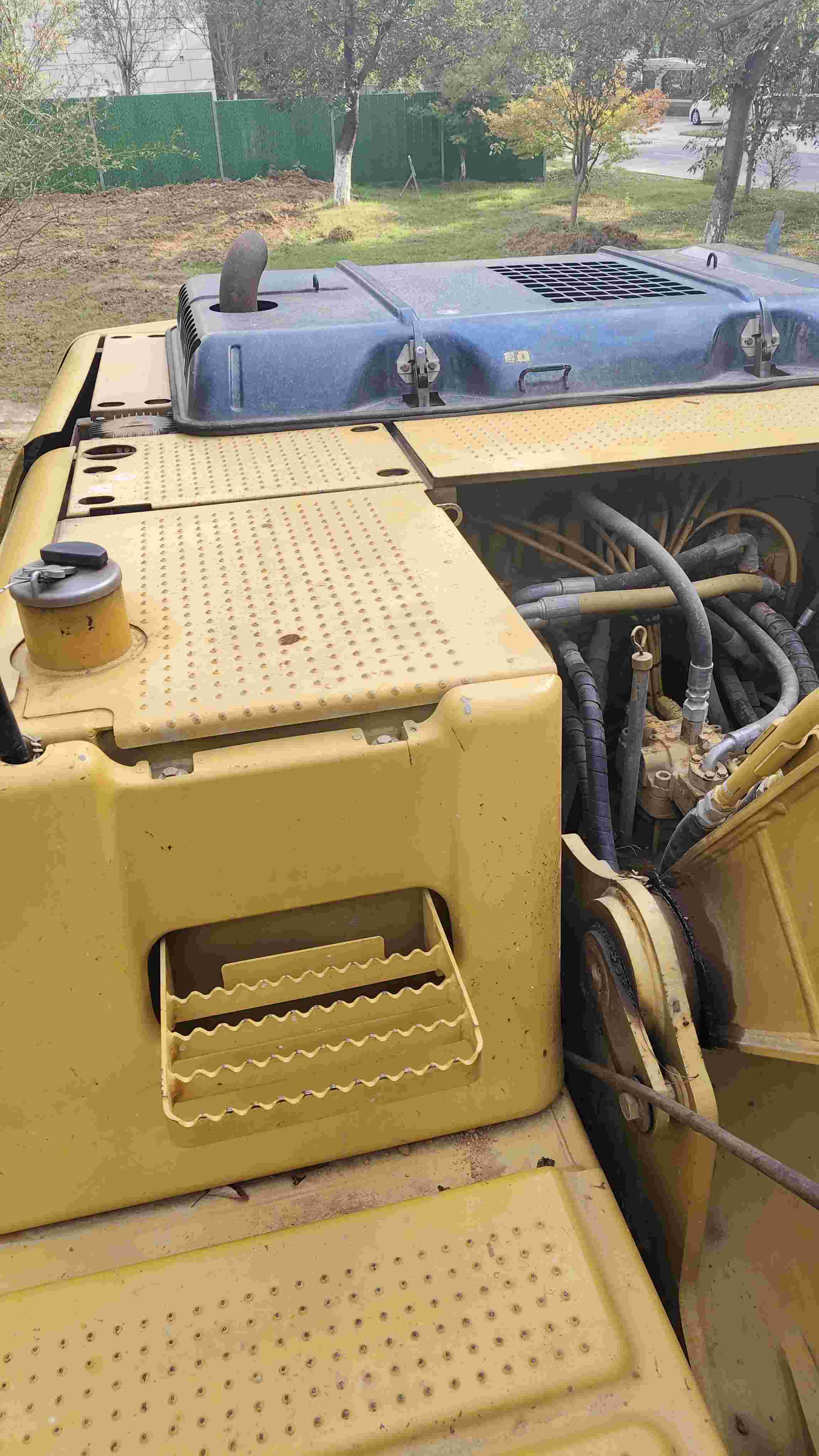 Buy Caterpillar 320C Used Excavator / 4