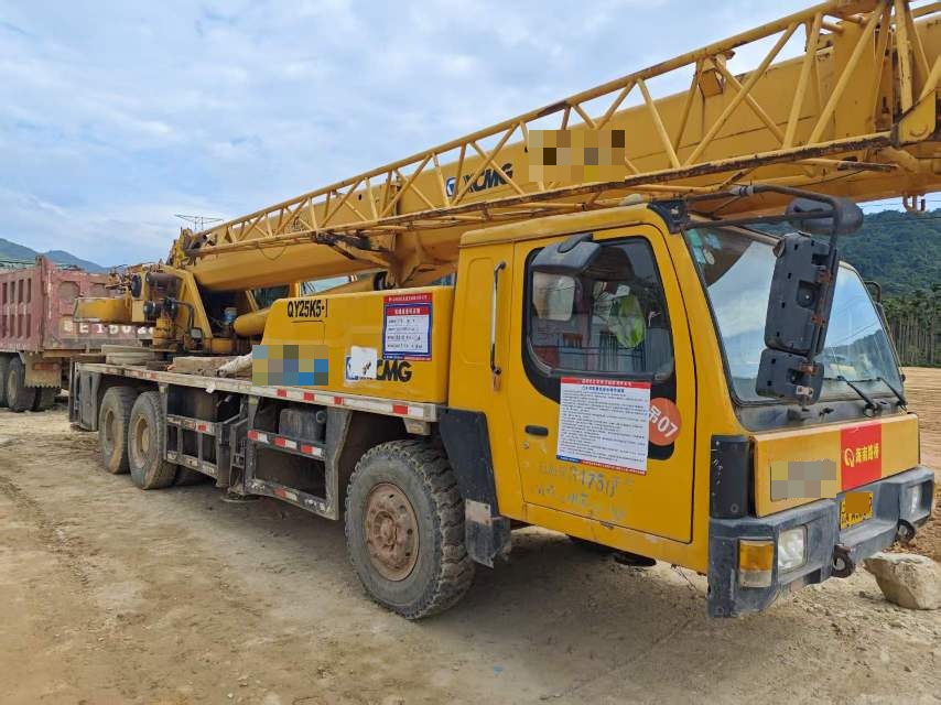 Buy XCMG QY25K5-1 Used Crane / 2