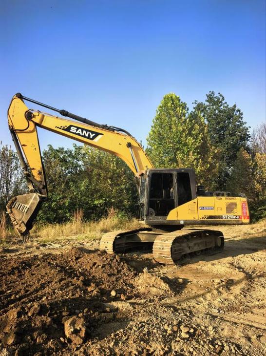 Buy Sany SY205C Used Excavator / 1