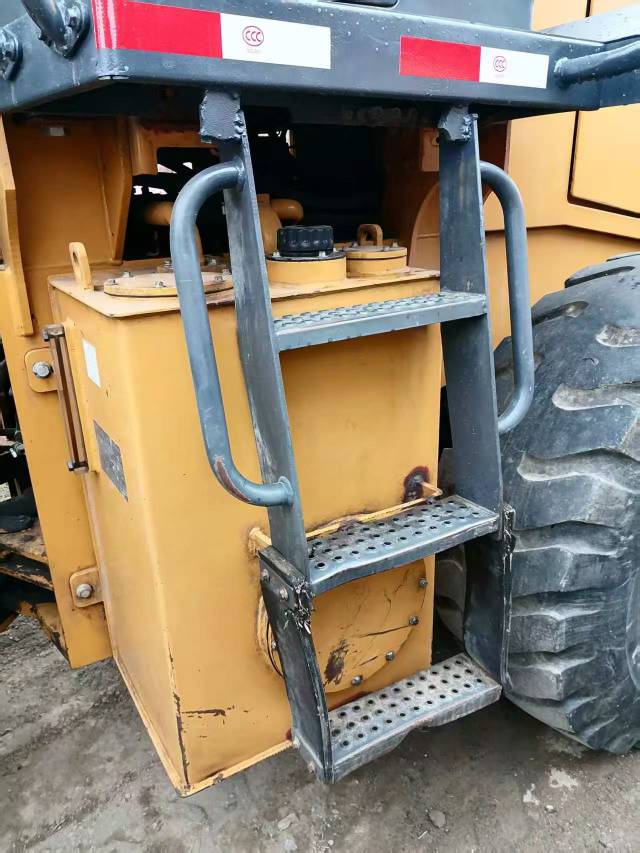 Buy XCMG LW300KN Used Loader / 3