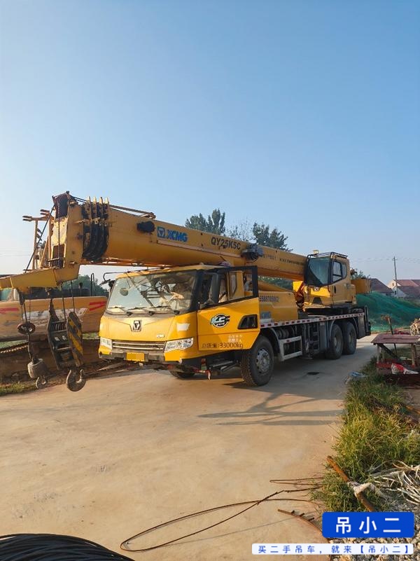 Comprar XCMG QY25K5C Usado Grúa