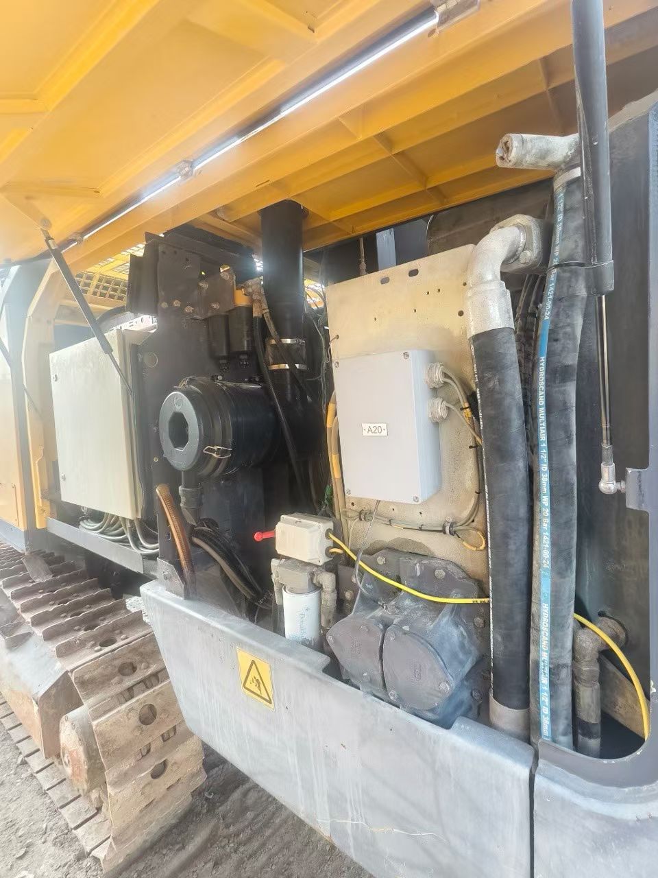 Compre Plataforma de Perforación Jumbo de perforación Epiroc PowerROC T35 Usada / 7