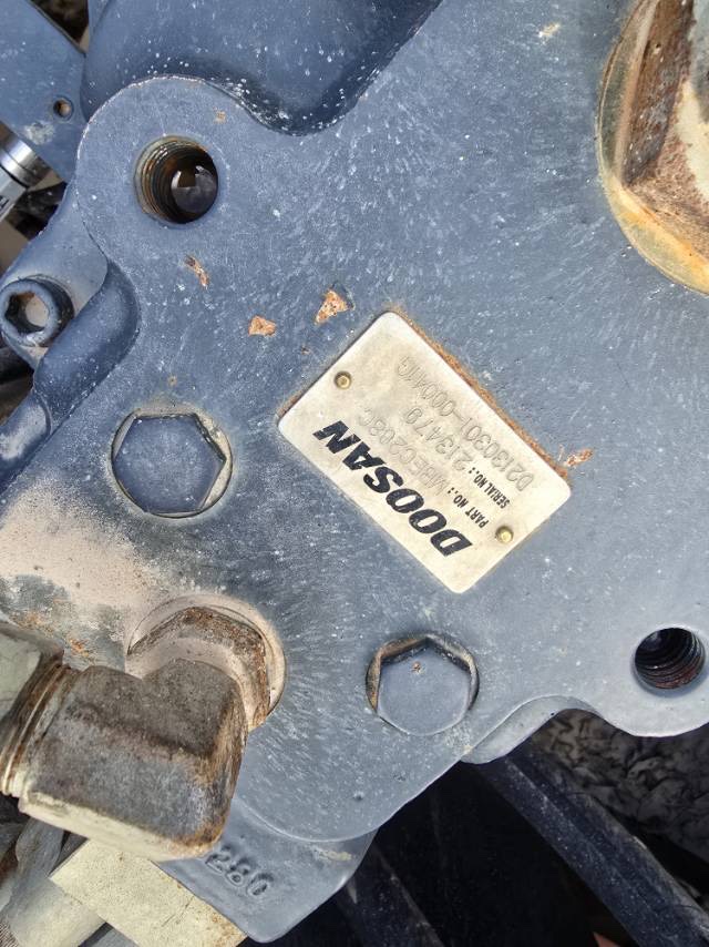 Buy Doosan DX420LC-9C Used Excavator / 7 Buy Doosan DX420LC-9C Used Excavator / 7