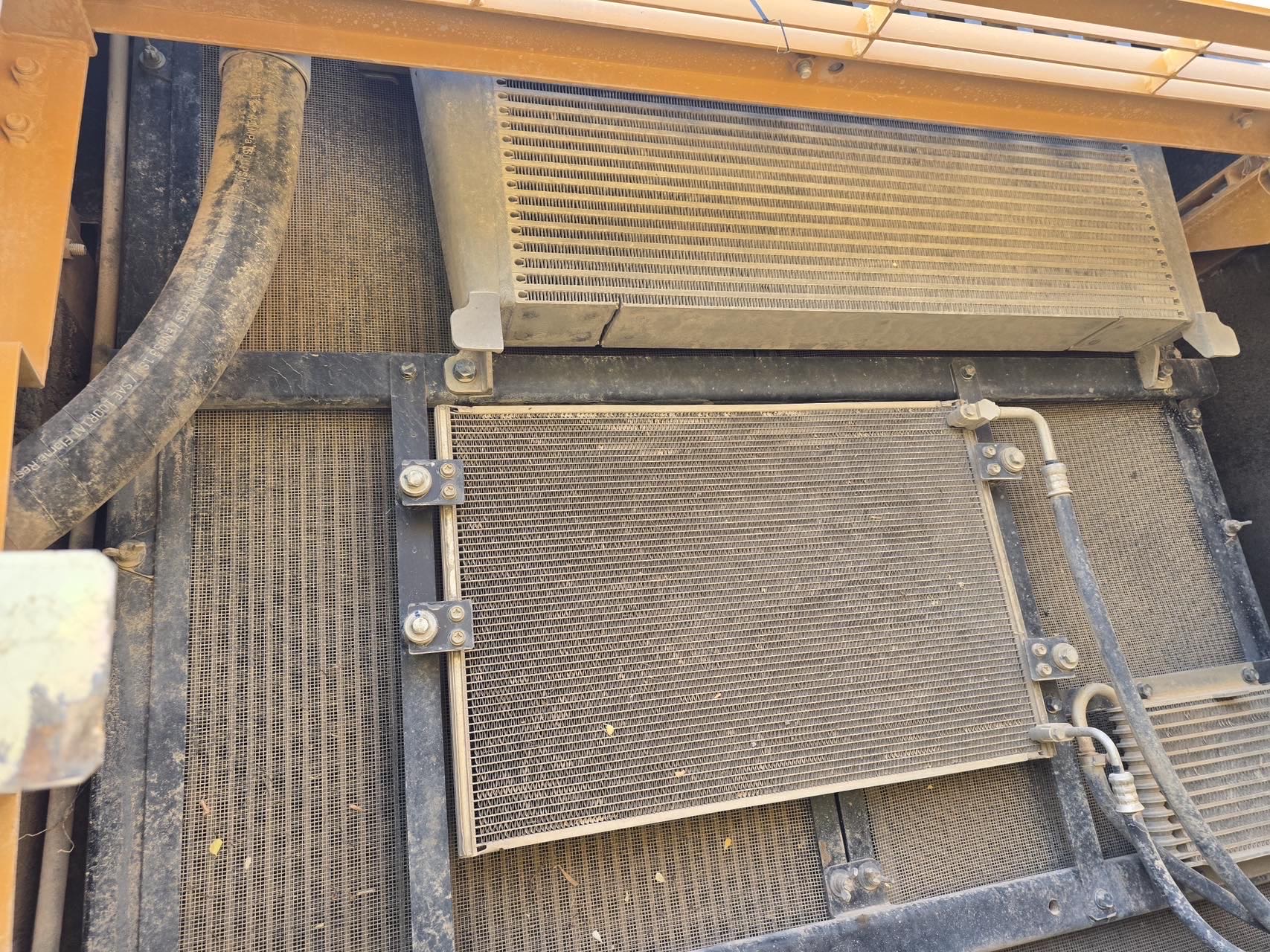 Buy Sany SY365H Used Excavator / 17 Buy Sany SY365H Used Excavator / 17