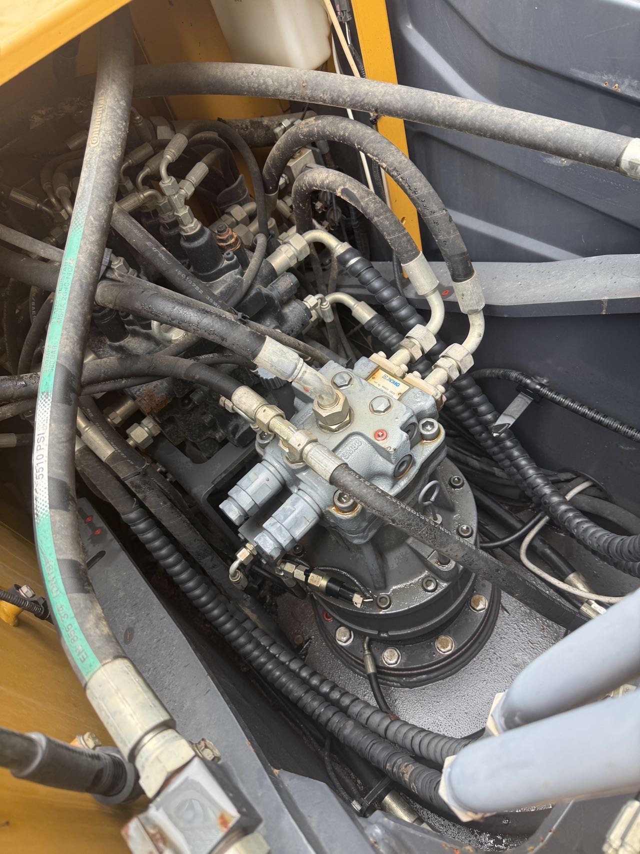 Buy XCMG XE380DK MAX Used Excavator / 6 Buy XCMG XE380DK MAX Used Excavator / 6