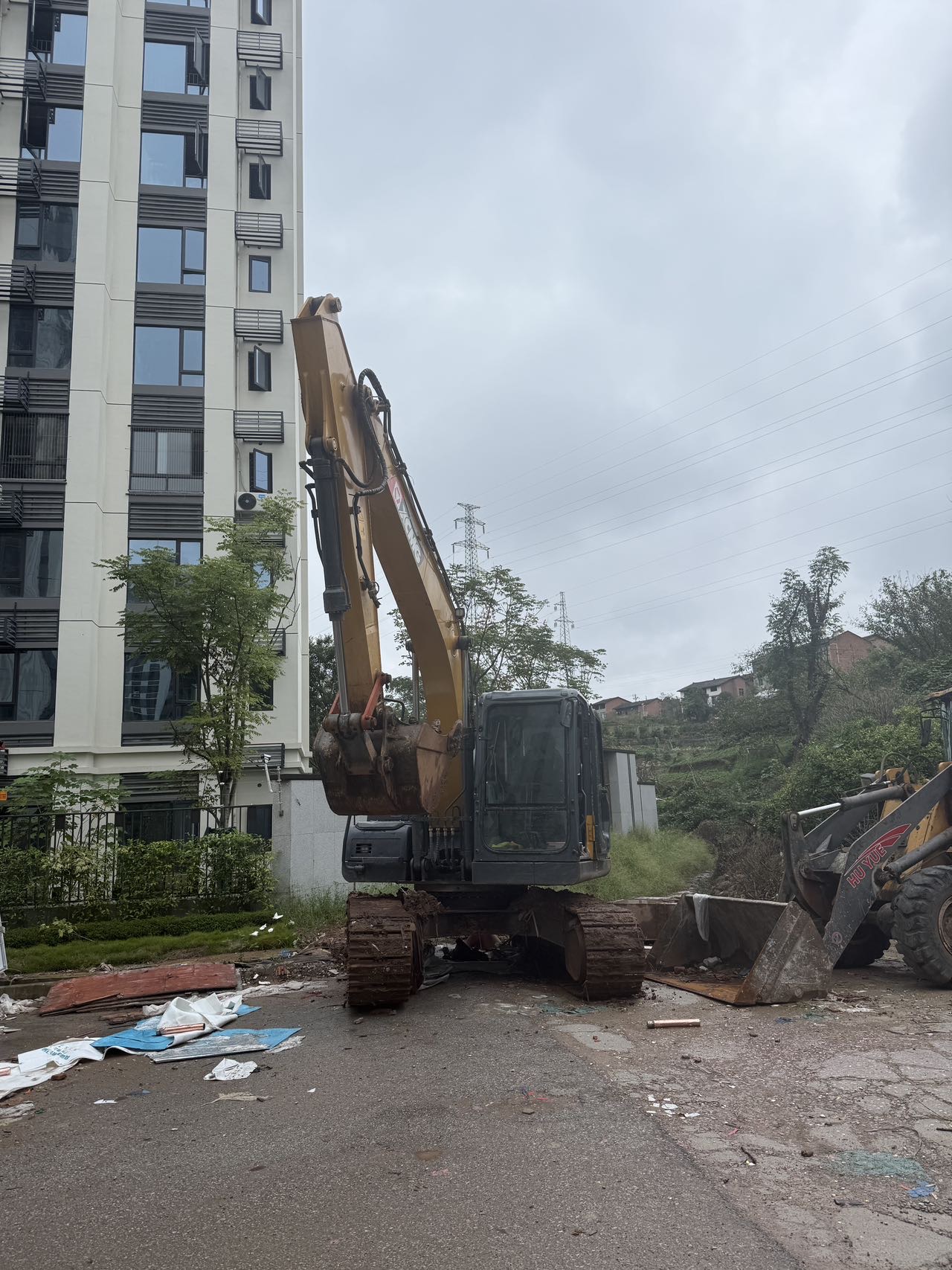 Buy XCMG XE380DK MAX Used Excavator / 4 Buy XCMG XE380DK MAX Used Excavator / 4