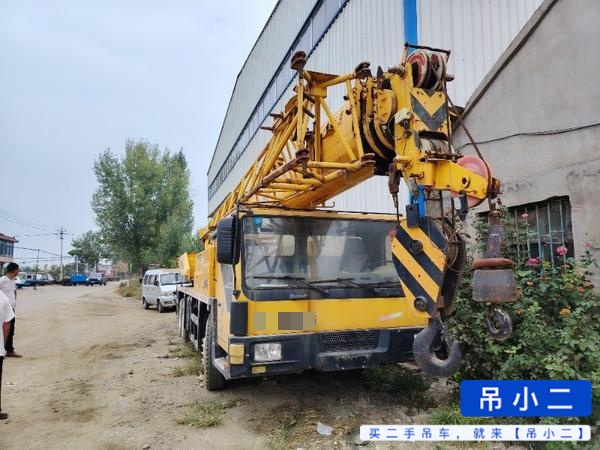 Buy XCMG QY20G Used Crane / 1