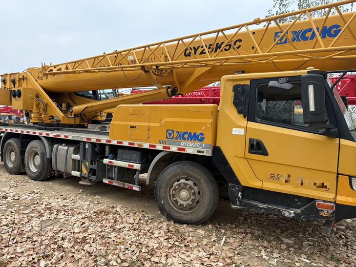 Buy XCMG QY25K5C-1 Used Crane / 1