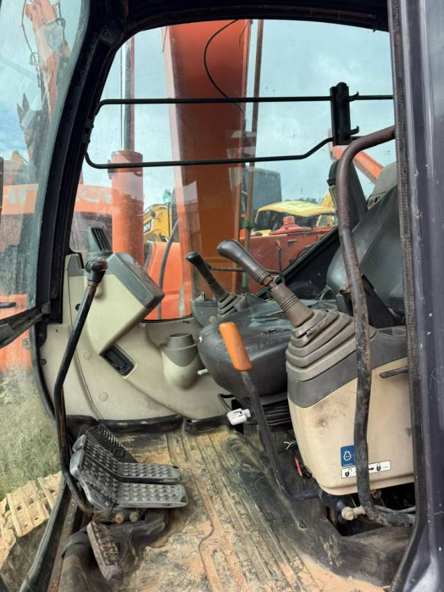 Buy Hitachi ZX60 Used Excavator / 3 Buy Hitachi ZX60 Used Excavator / 3