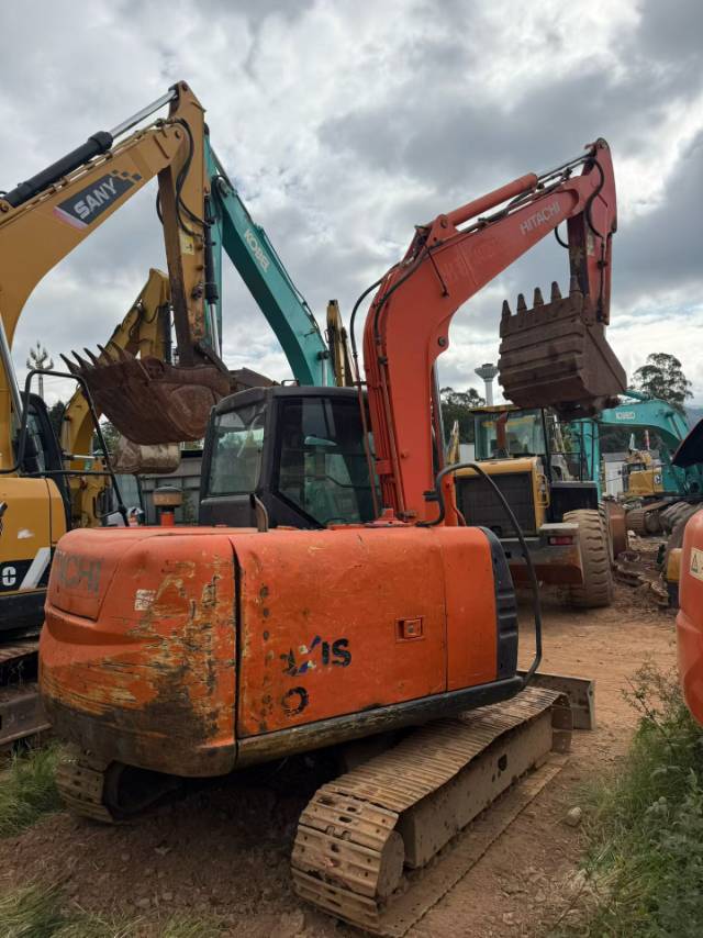 Buy Hitachi ZX60 Used Excavator / 1