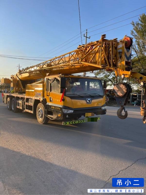 Comprar XCMG QY25K5C Usado Grúa