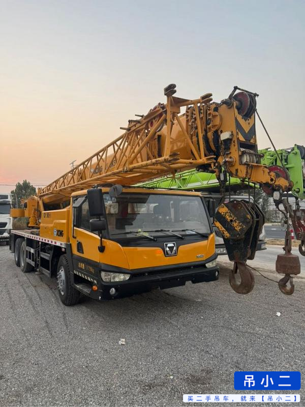 Comprar XCMG QY25K5C Usado Grúa