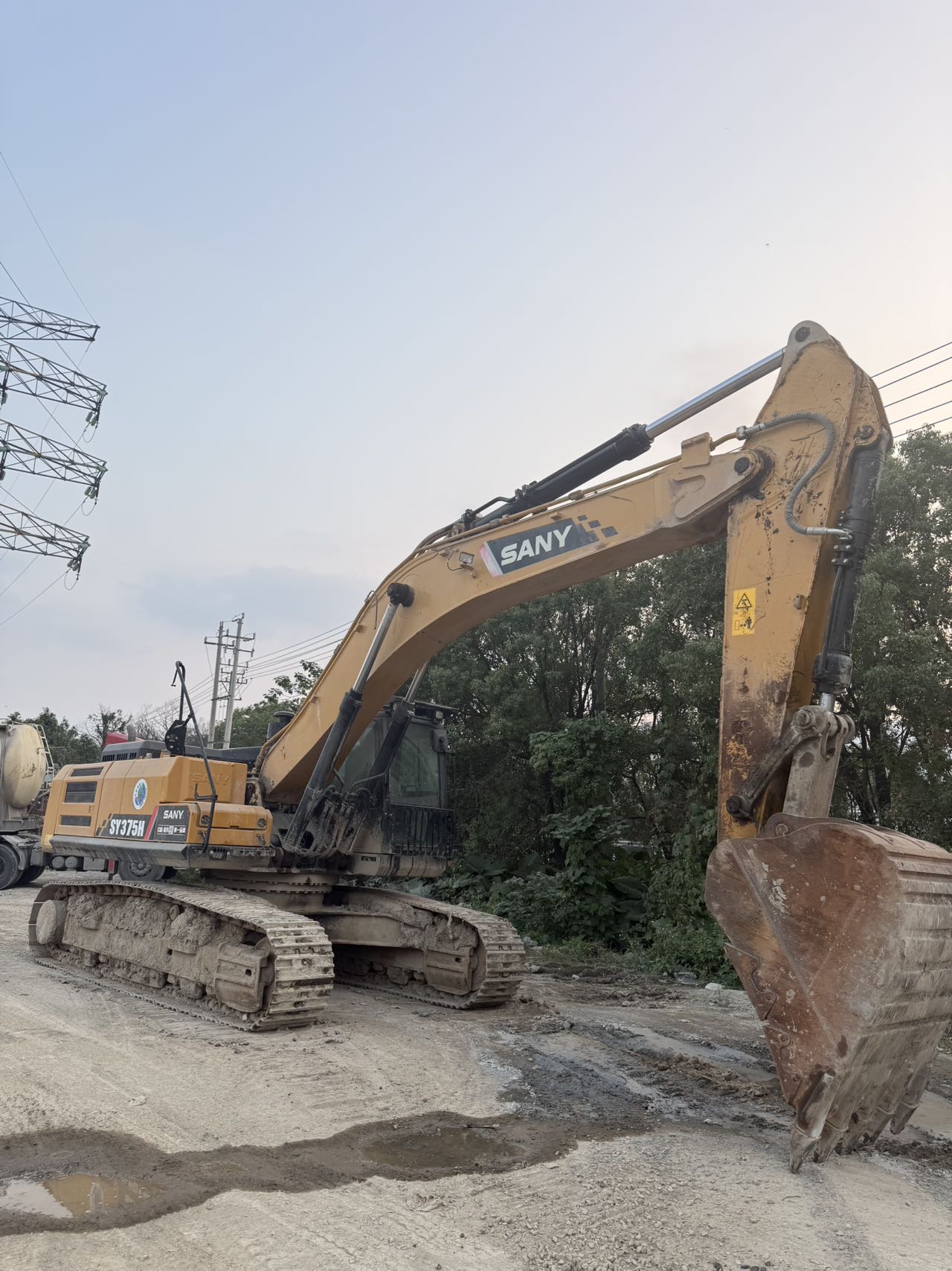 Buy Sany 365LC-8 Used Excavator / 8 Buy Sany 365LC-8 Used Excavator / 8