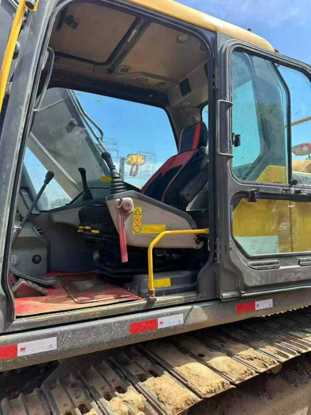 Buy Volvo 70 Used Excavator / 9