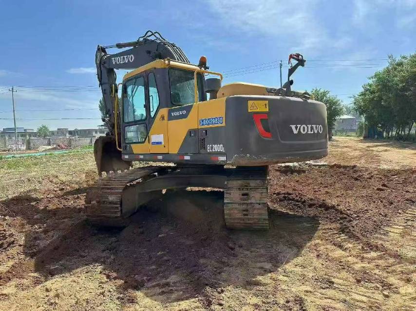 Buy Volvo 70 Used Excavator / 2