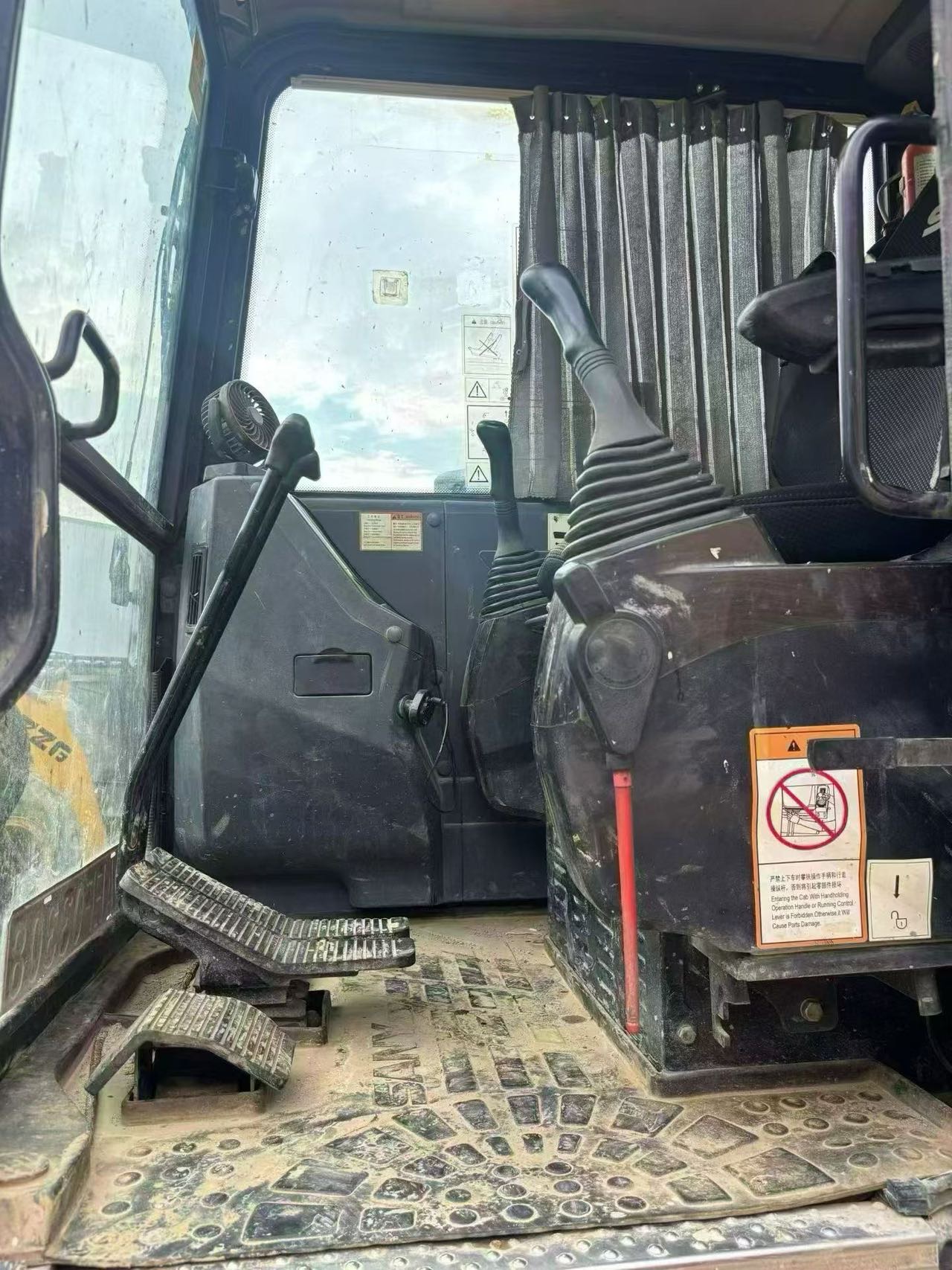 Buy Sany 60C-9 Used Excavator / 4 Buy Sany 60C-9 Used Excavator / 4