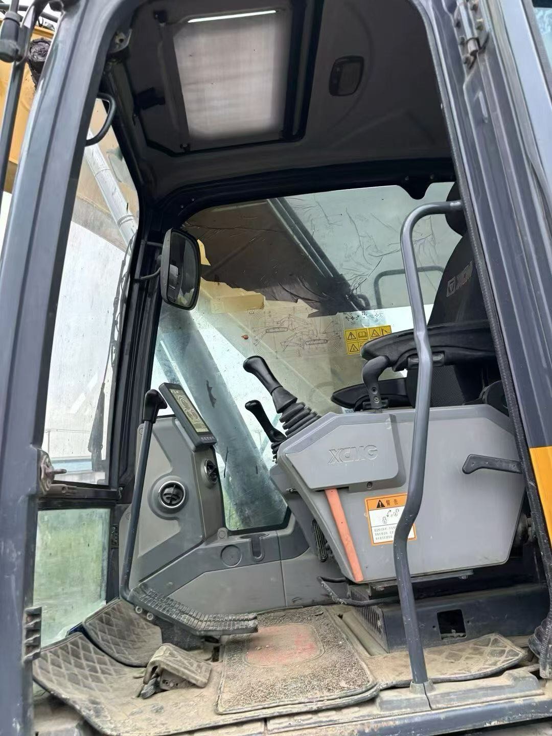 Buy XCMG Used Excavator / 6 Buy XCMG Used Excavator / 6
