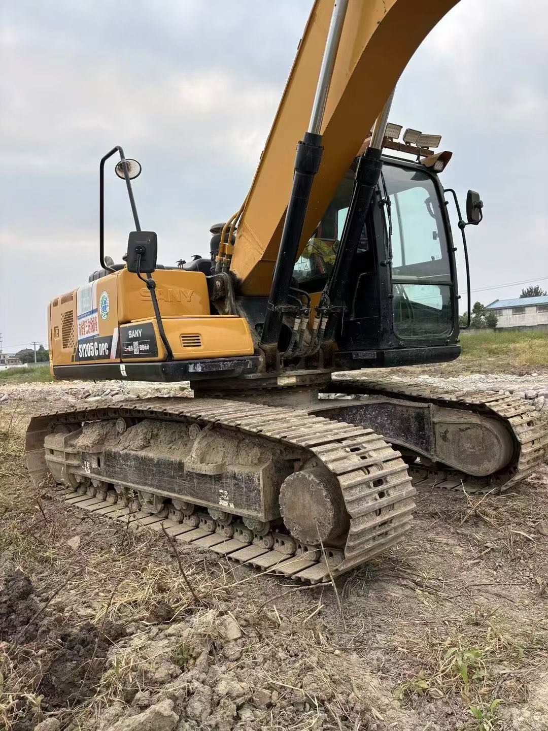 Buy Sany 205C-8 Used Excavator / 2 Buy Sany 205C-8 Used Excavator / 2