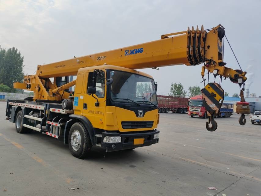 Buy XCMG XCT12L5 Used Crane / 2 Buy XCMG XCT12L5 Used Crane / 2