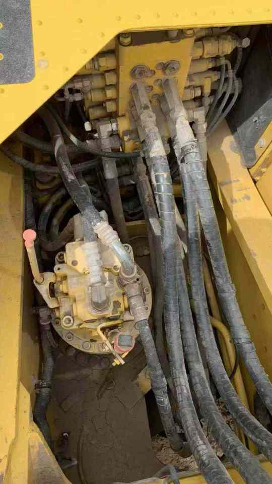 Buy Komatsu PC160LC-8 Used Excavator / 6 Buy Komatsu PC160LC-8 Used Excavator / 6
