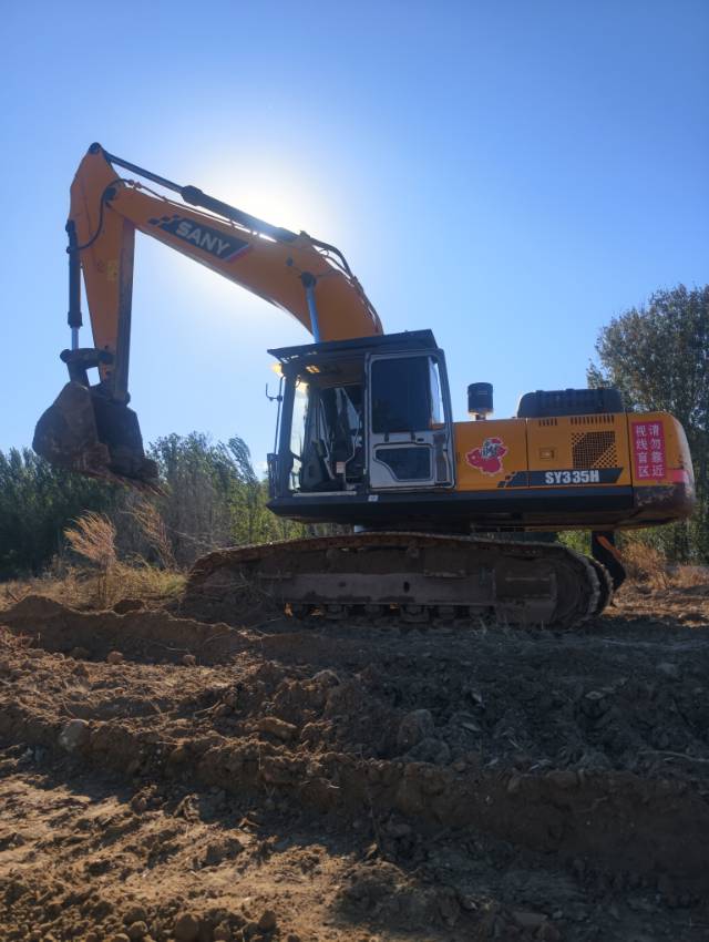 Buy Sany SY335H Used Excavator / 2 Buy Sany SY335H Used Excavator / 2