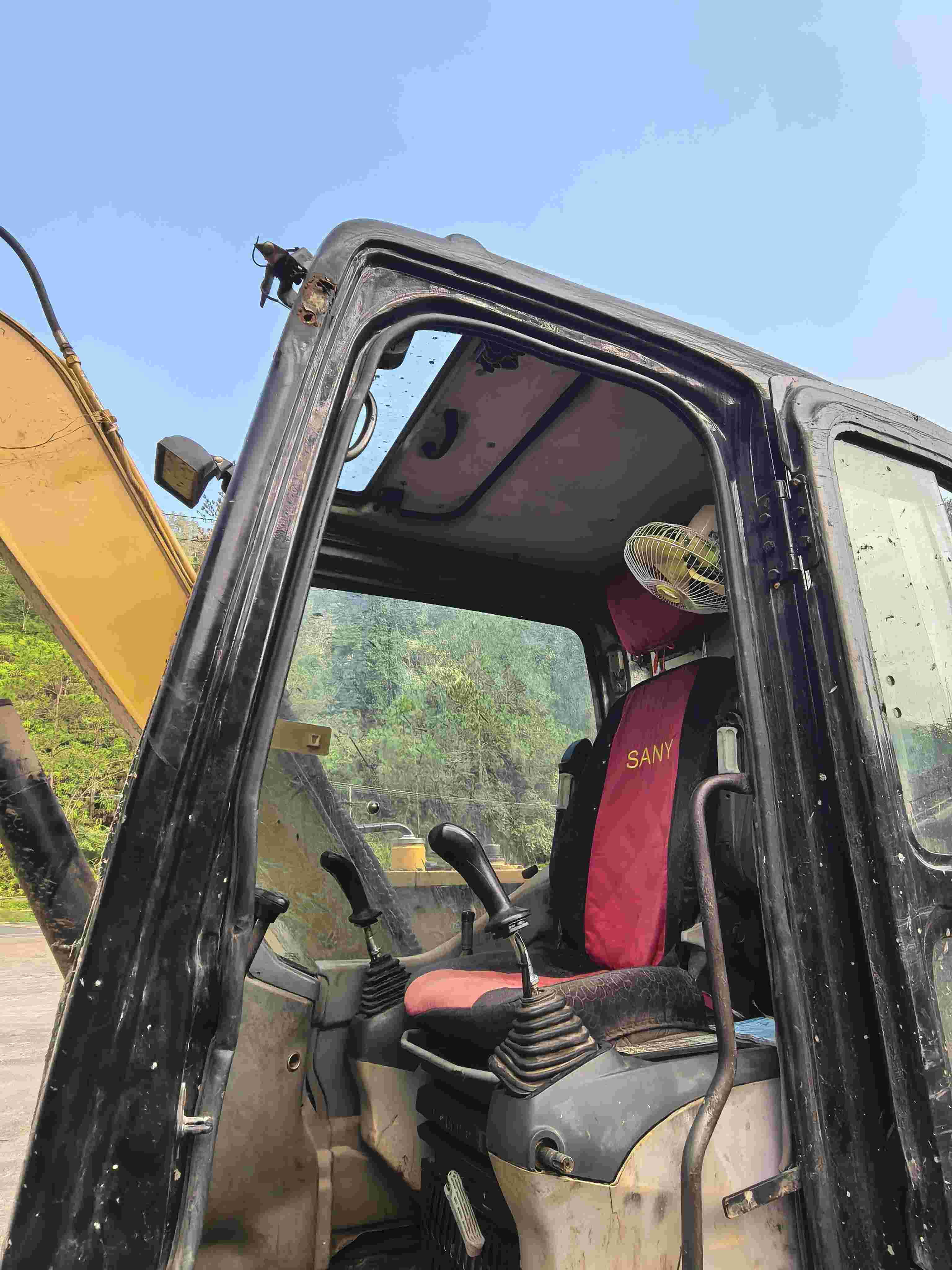 Buy Sany 75C-9 Used Excavator / 2 Buy Sany 75C-9 Used Excavator / 2