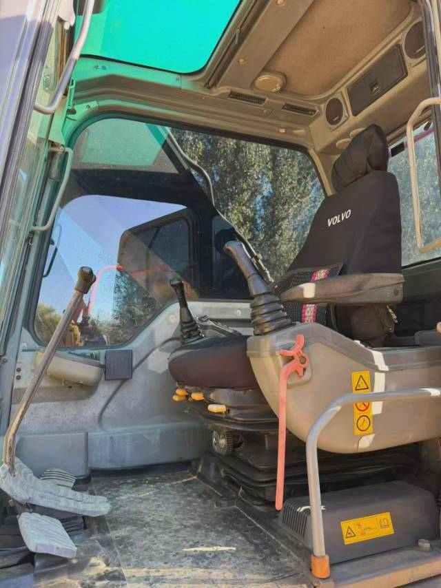 Buy Volvo 290BLC Used Excavator / 8 Buy Volvo 290BLC Used Excavator / 8