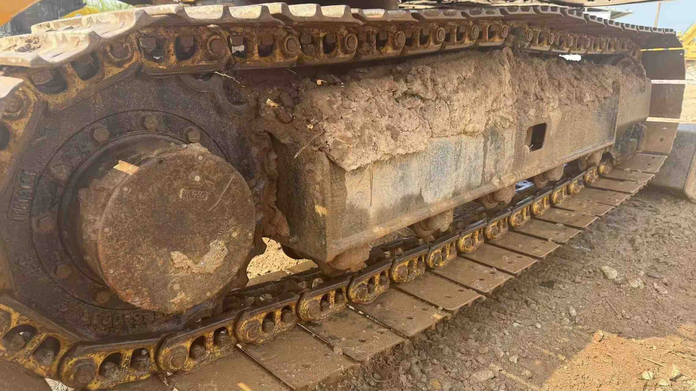 Buy Caterpillar D8R Used Excavator / 8 Buy Caterpillar D8R Used Excavator / 8