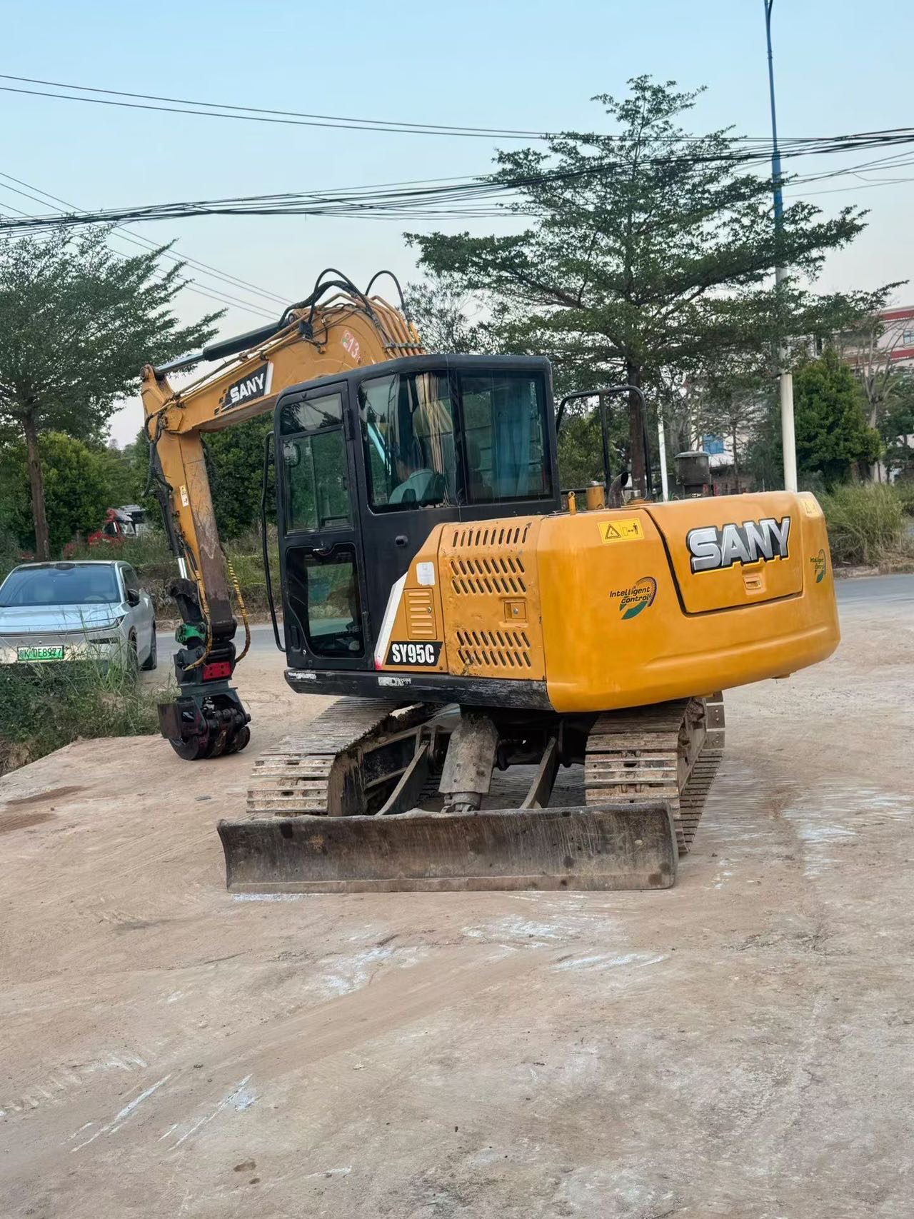Buy Sany SY85C Used Excavator / 4 Buy Sany SY85C Used Excavator / 4