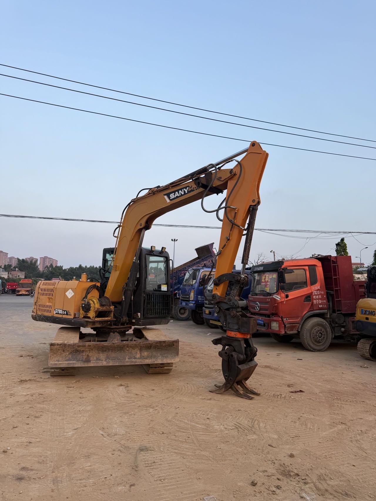 Buy Sany SY95C Used Excavator / 4 Buy Sany SY95C Used Excavator / 4