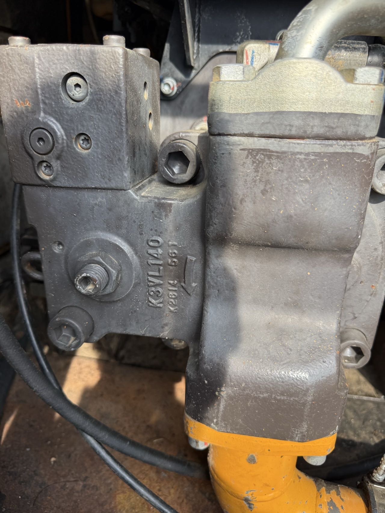 Buy Sany SY95C Used Excavator / 7 Buy Sany SY95C Used Excavator / 7