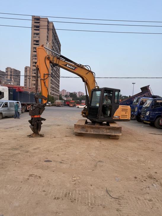 Buy Sany SY95C Used Excavator / 1