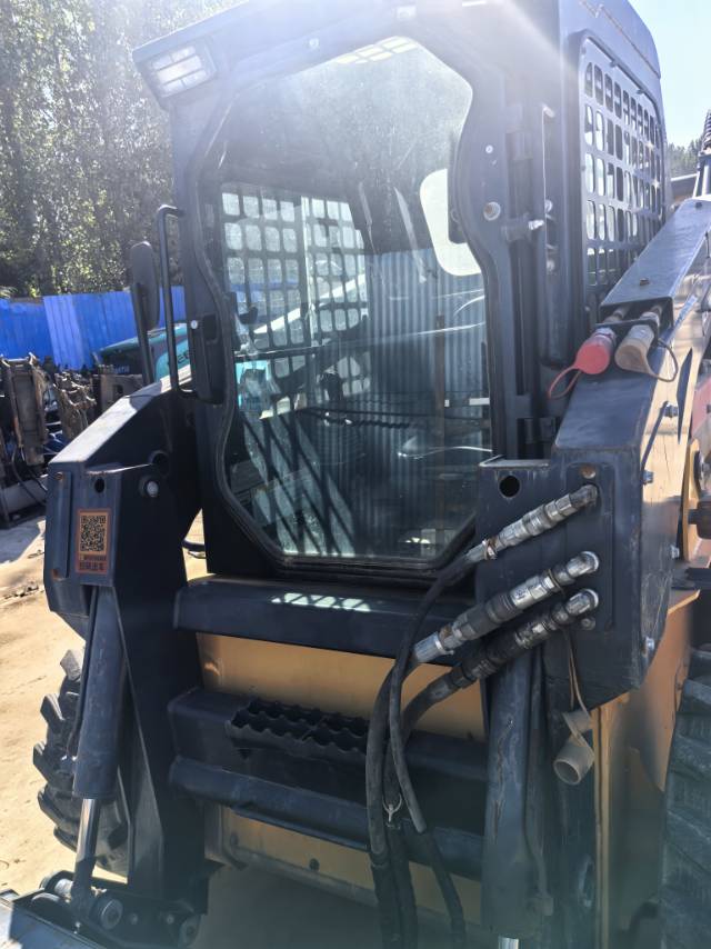 Buy Hyundai Used Excavator / 2