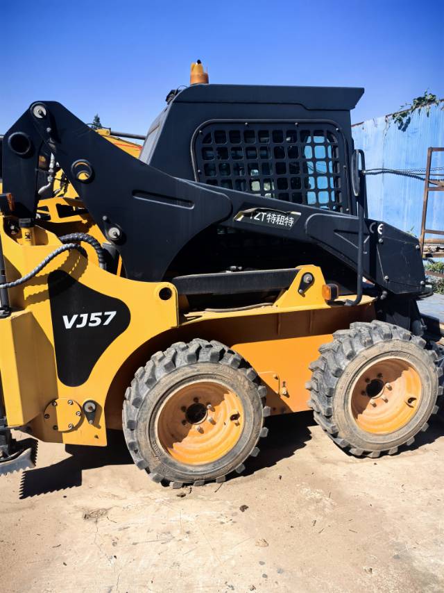 Buy Hyundai Used Excavator / 5