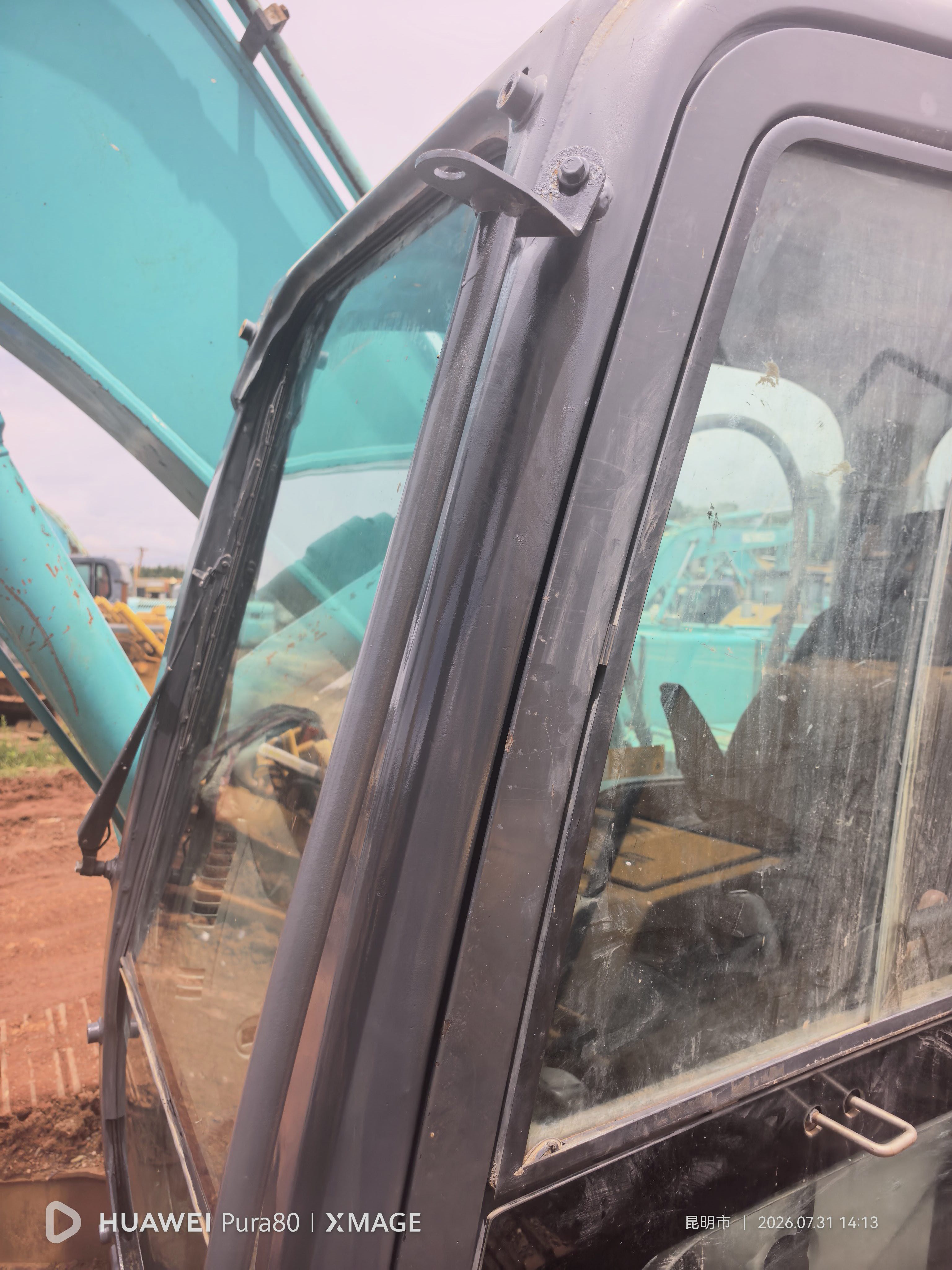 Buy Kobelco 210LC-9 Used Excavator / 15 Buy Kobelco 210LC-9 Used Excavator / 15
