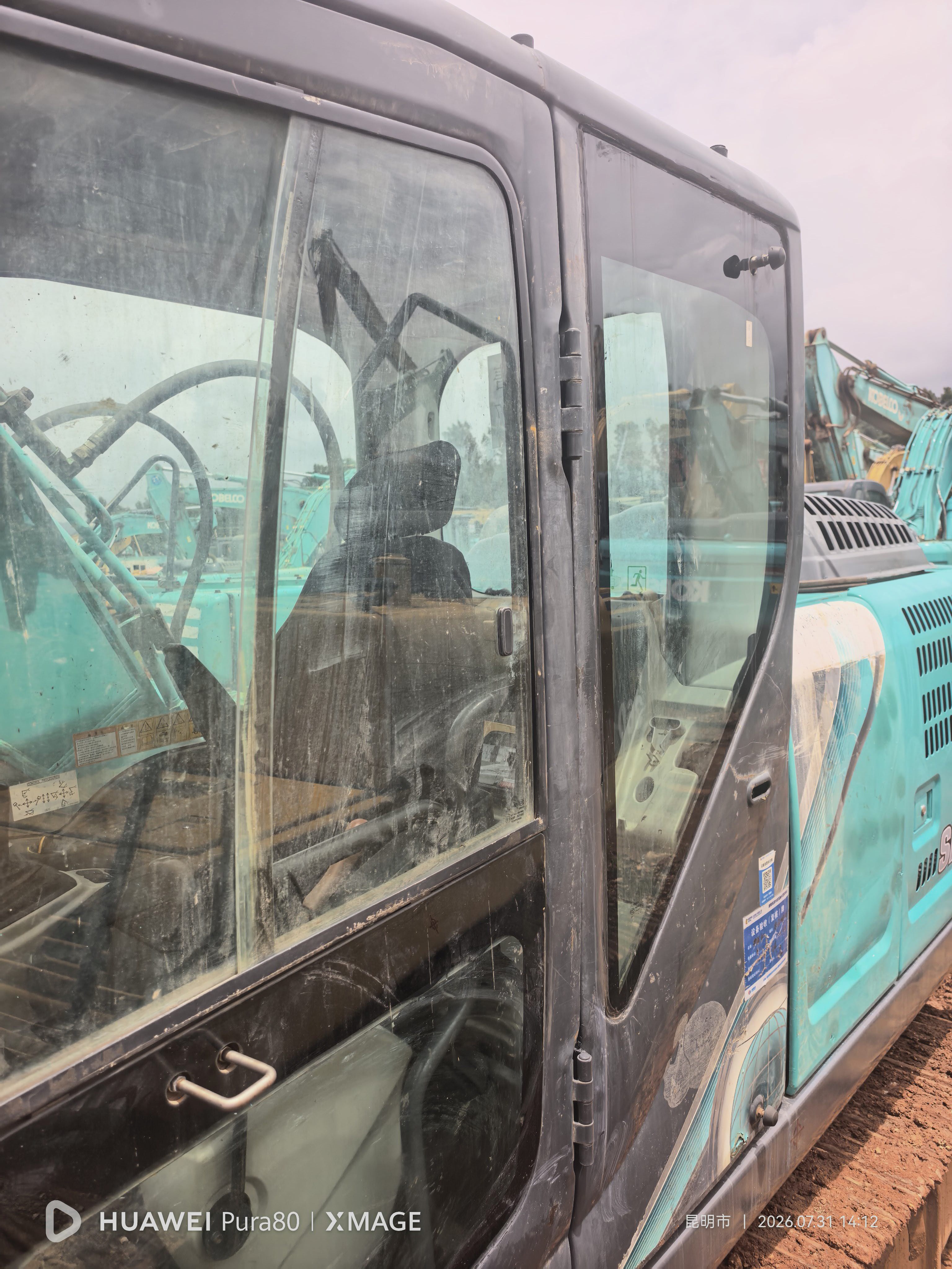 Buy Kobelco 210LC-9 Used Excavator / 16 Buy Kobelco 210LC-9 Used Excavator / 16
